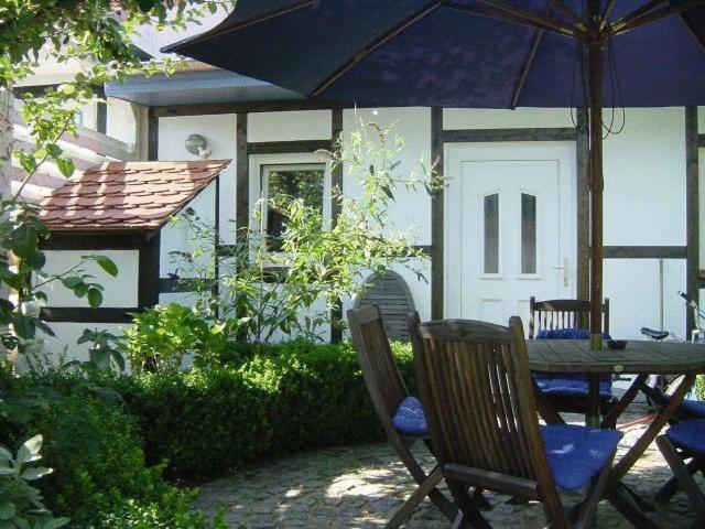 Haus Alexandrine Lägenhet Rostock Exteriör bild