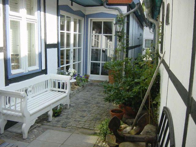 Haus Alexandrine Lägenhet Rostock Exteriör bild